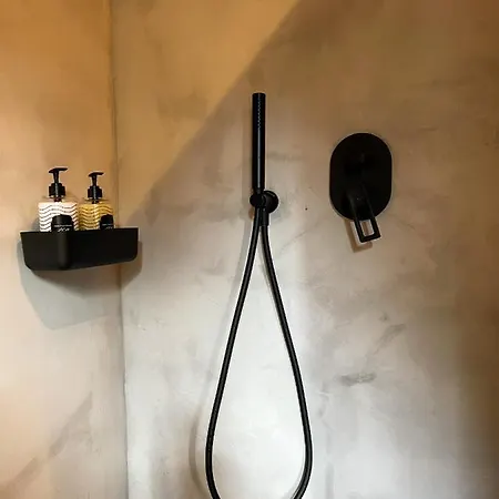 Modern Stone With Swimming Pool * Aliveri